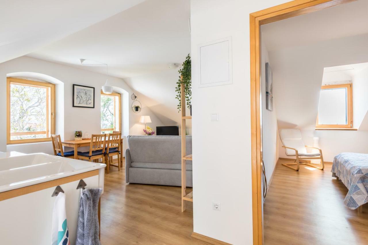 Waterview Apartments Mimice Εξωτερικό φωτογραφία
