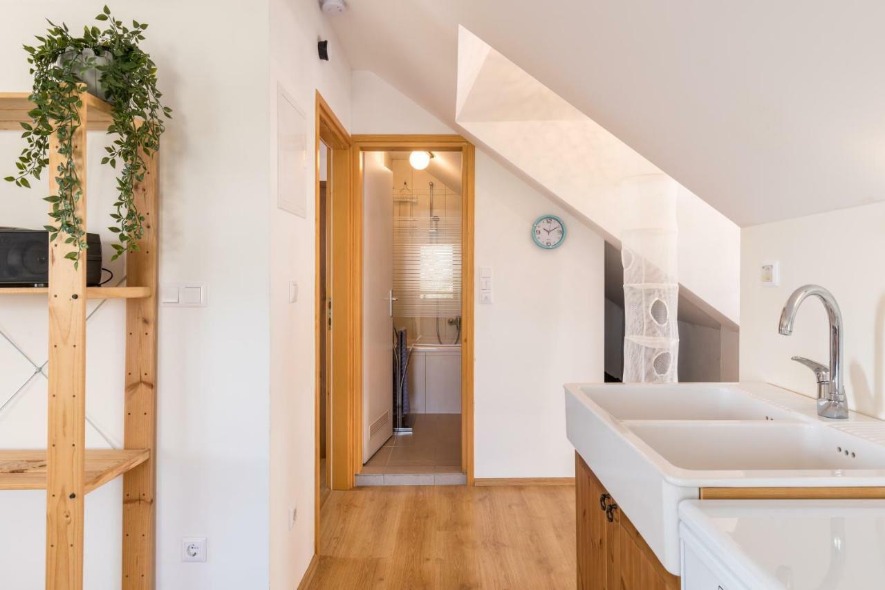 Waterview Apartments Mimice Εξωτερικό φωτογραφία